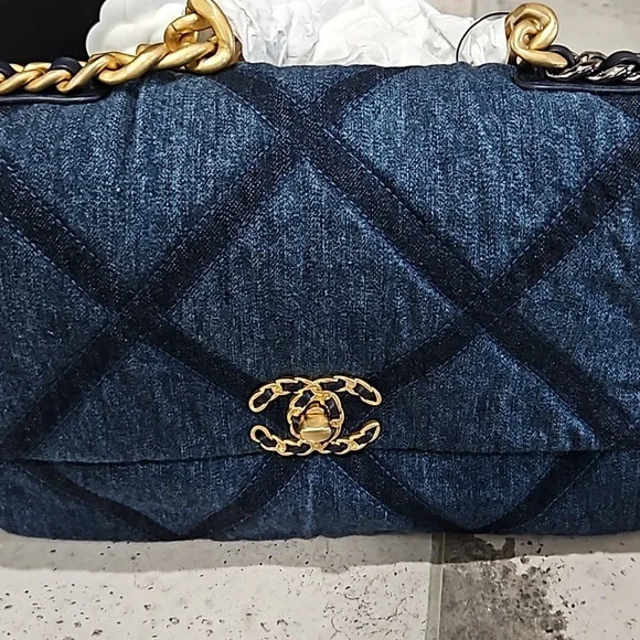 BNIB Chanel Denim 19 Flap - Picture 2 of 14